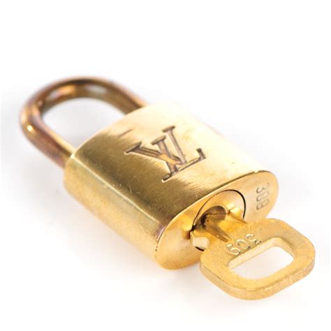 louis vuitton lock and key